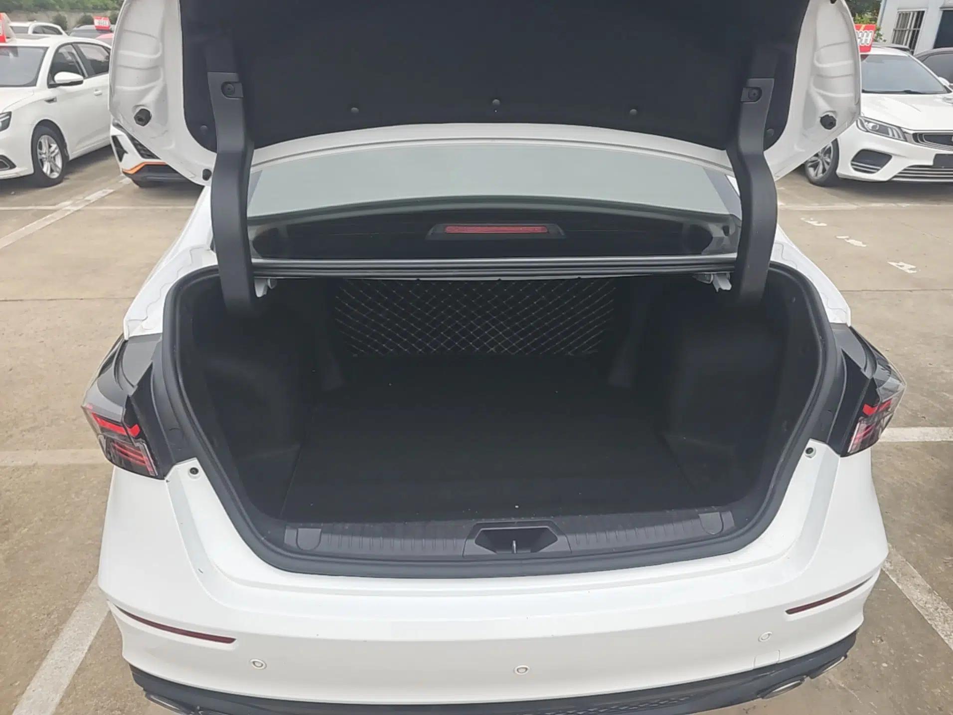 Chery Arrizo 5 GT 2023 1.5T CVT Enjoy — миниатюра 22