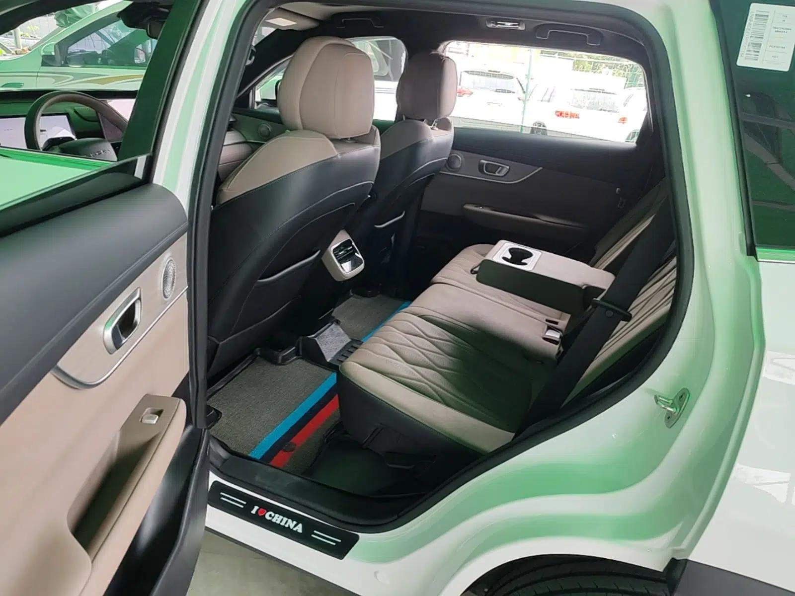 Chery Tiggo 8 PLUS C-DM 2025 1.5T 116 km Prestige Version 5 Seats — миниатюра 20