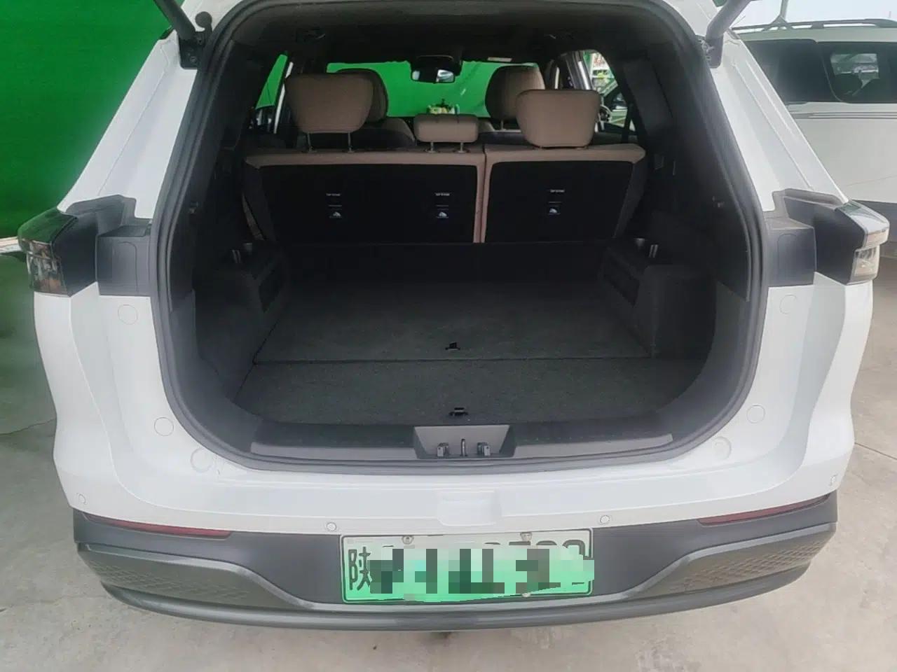 Chery Tiggo 8 PLUS C-DM 2025 1.5T 116 km Prestige Version 5 Seats — миниатюра 22