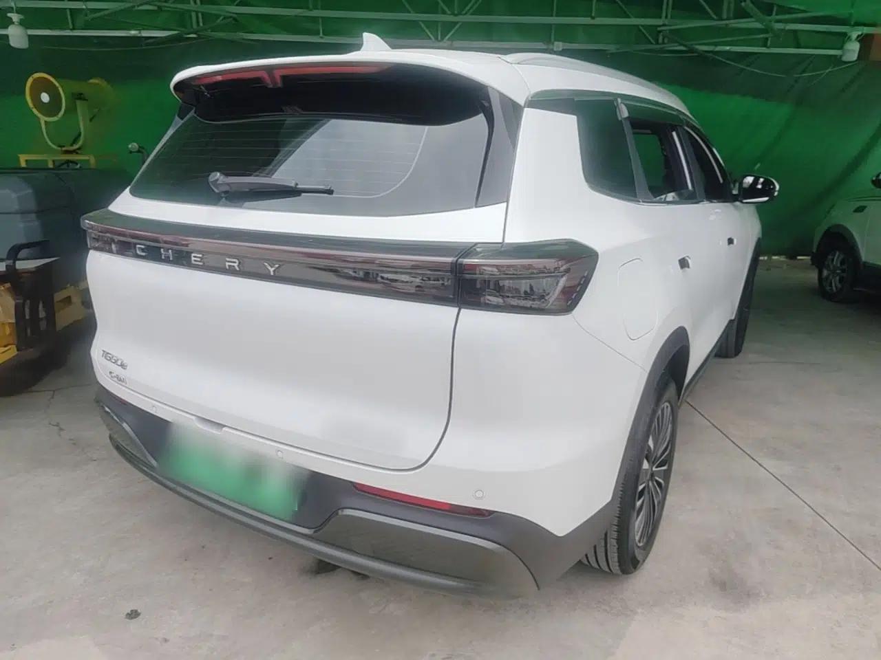 Chery Tiggo 8 PLUS C-DM 2025 1.5T 116 km Prestige Version 5 Seats — миниатюра 6