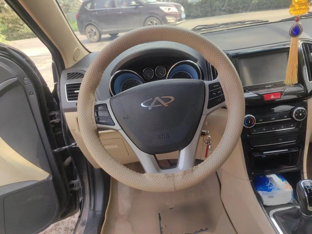 Chery E3 2013 1.5L Manual ZhiShang Model — миниатюра 10