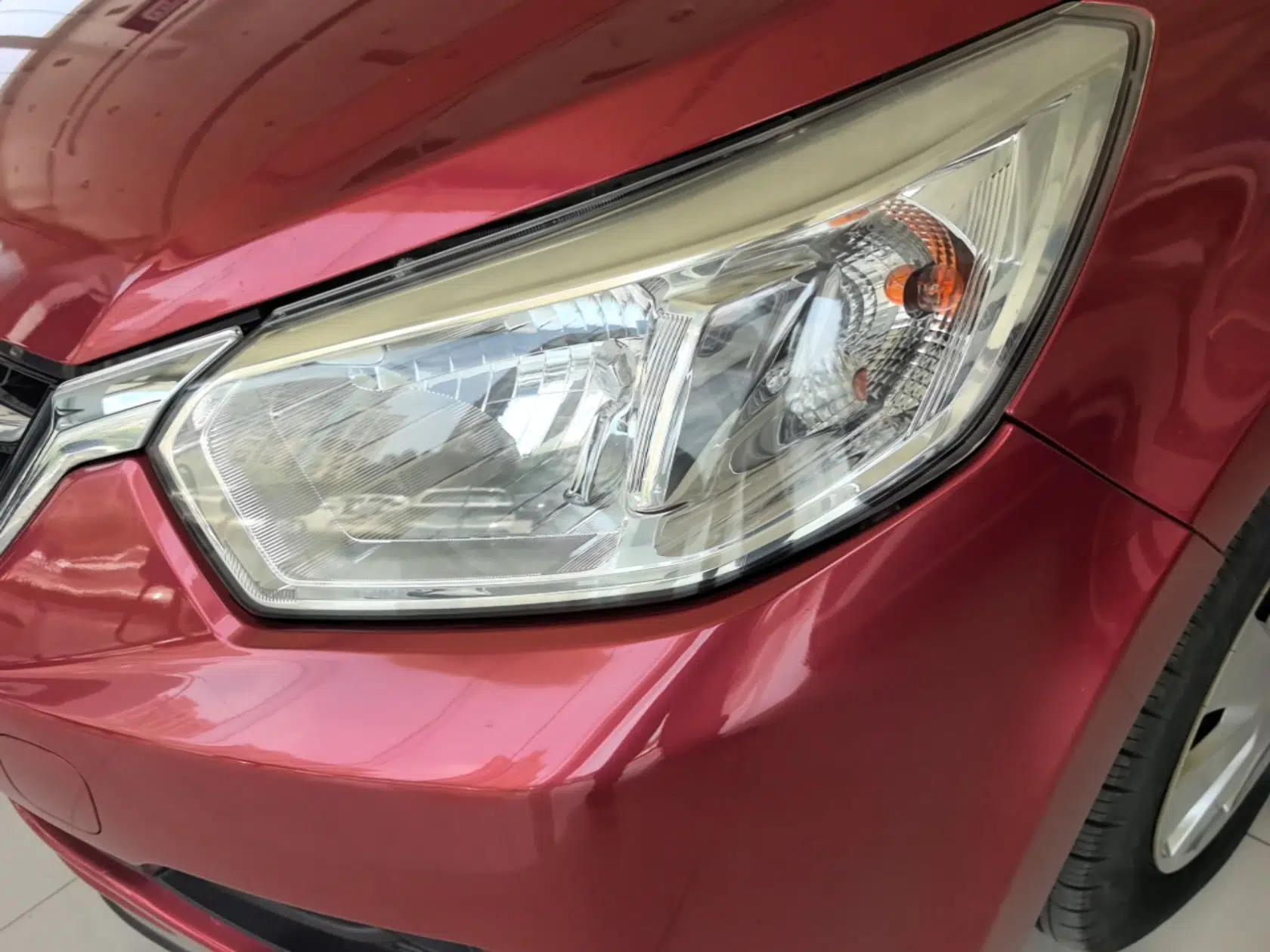 Venucia R50 2016 1.6L Automatic Elite Edition — миниатюра 8