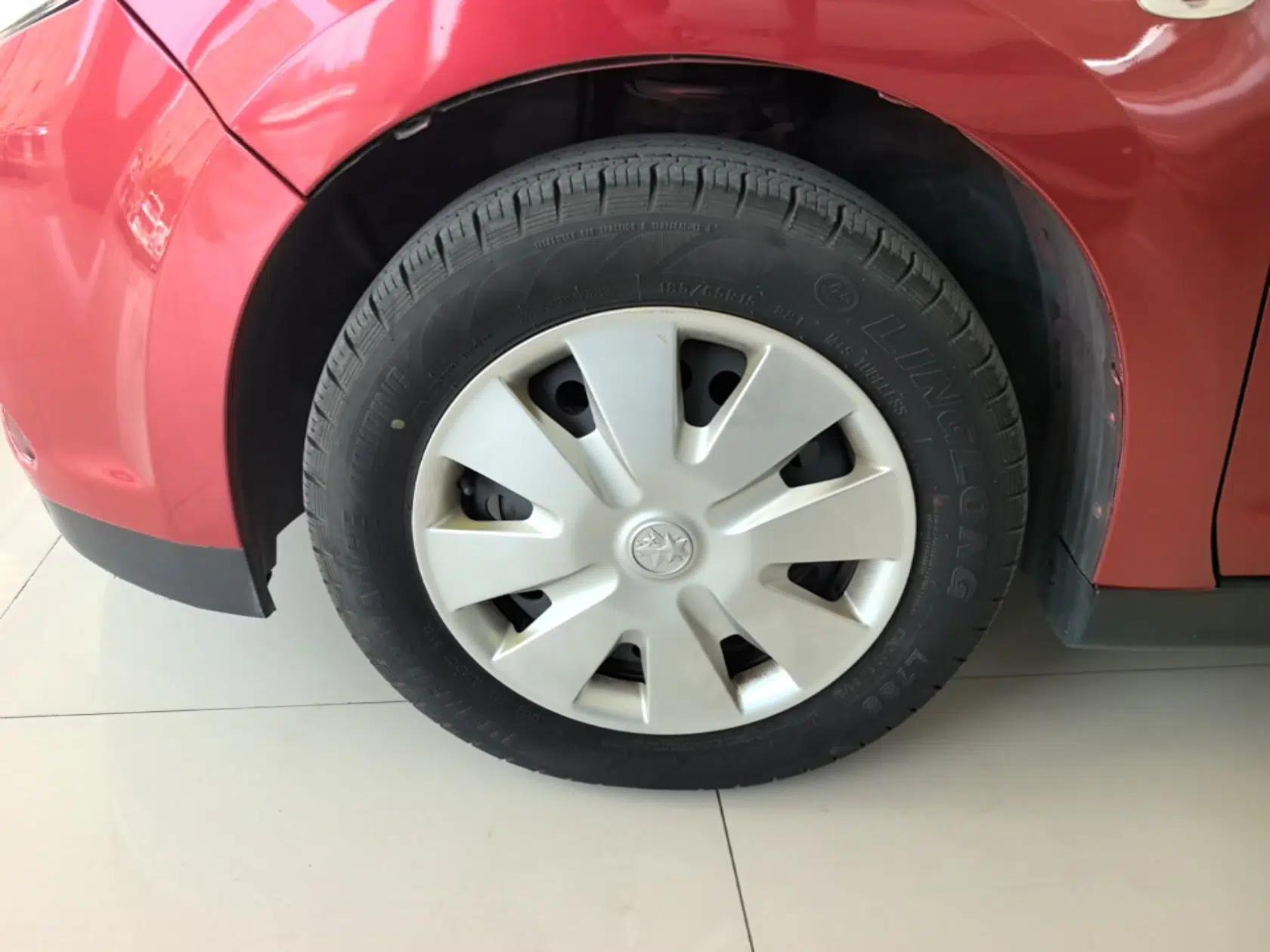 Venucia R50 2016 1.6L Automatic Elite Edition — миниатюра 10