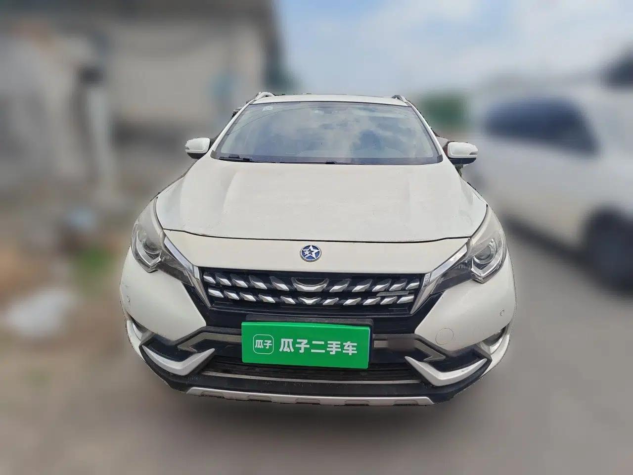 Venucia T90 2017 2.0L CVT Smart Edition — миниатюра 2