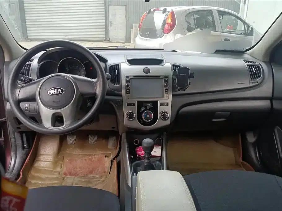 2014 Forte 1.6L MT GL — миниатюра 12