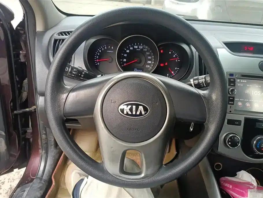 2014 Forte 1.6L MT GL — миниатюра 15