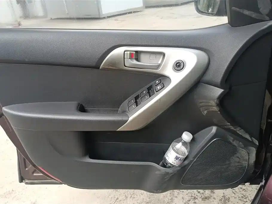 2014 Forte 1.6L MT GL — миниатюра 7