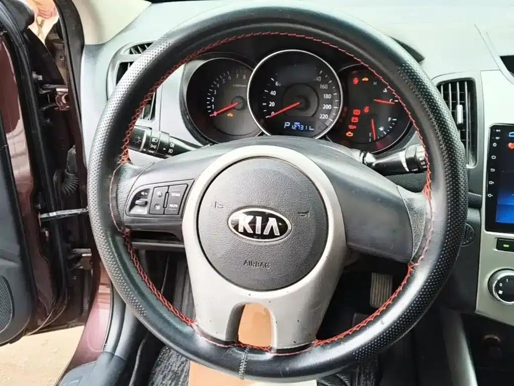 2014 Forte 1.6L AT GL — миниатюра 11