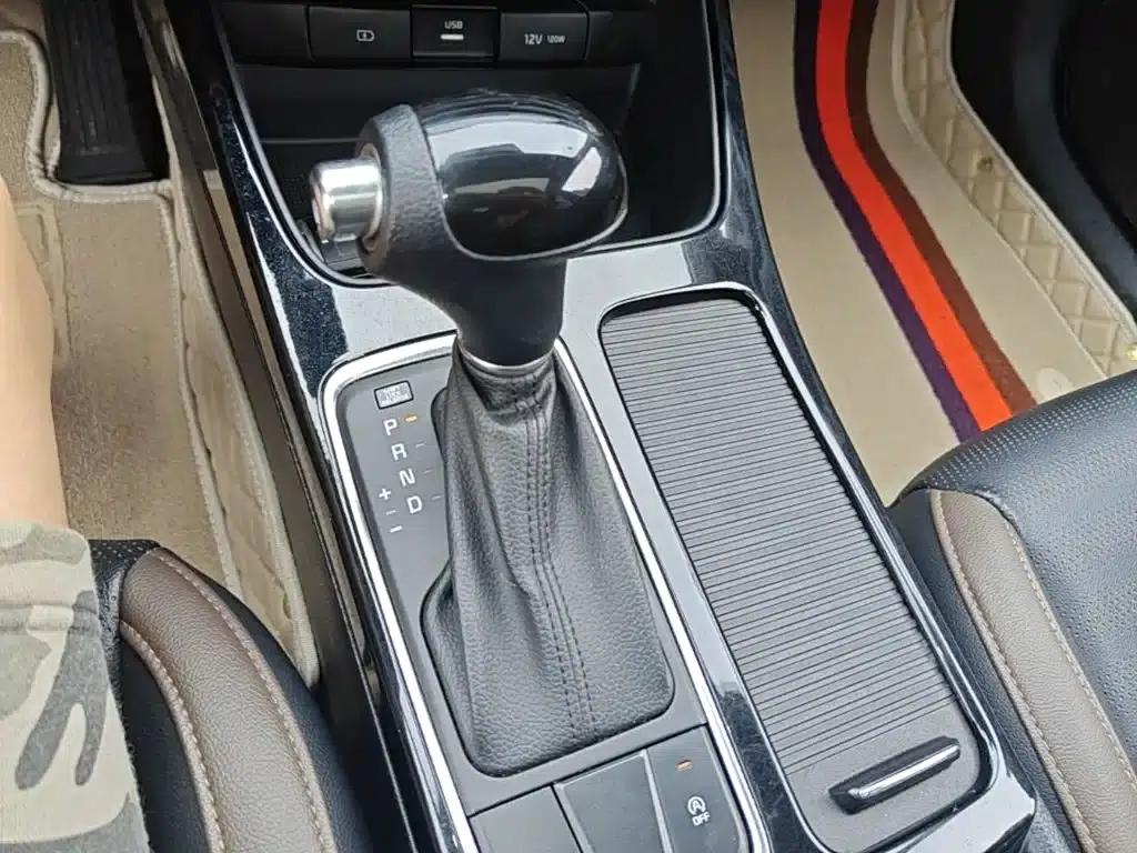 K5 2019 1.8L Automatic GLS — миниатюра 14