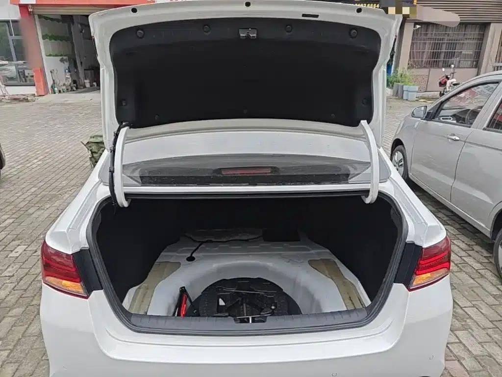 K5 2019 1.8L Automatic GLS — миниатюра 19