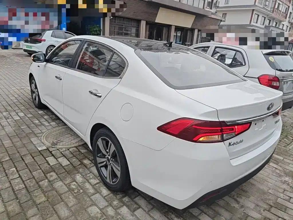 K5 2019 1.8L Automatic GLS — миниатюра 5