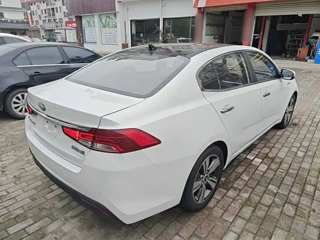 K5 2019 1.8L Automatic GLS — миниатюра 7