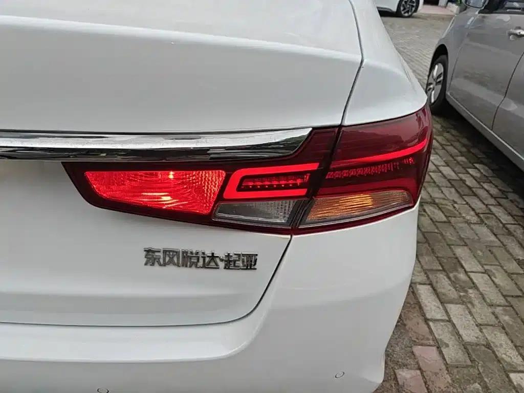 K5 2019 1.8L Automatic GLS — миниатюра 8