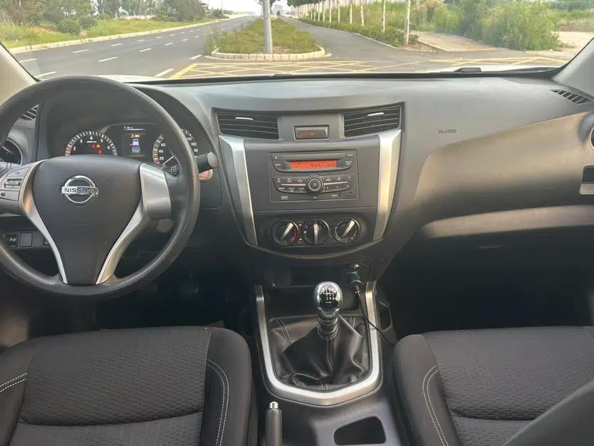 Nissan Navara 2019 2.5L Manual Two-Wheel Drive Comfort Version China VI QR25 — миниатюра 20