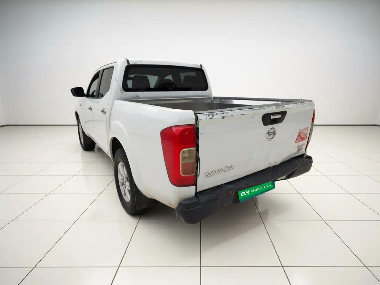Nissan Navara 2019 2.5L Manual Two-Wheel Drive Comfort Version China VI QR25 — миниатюра 4