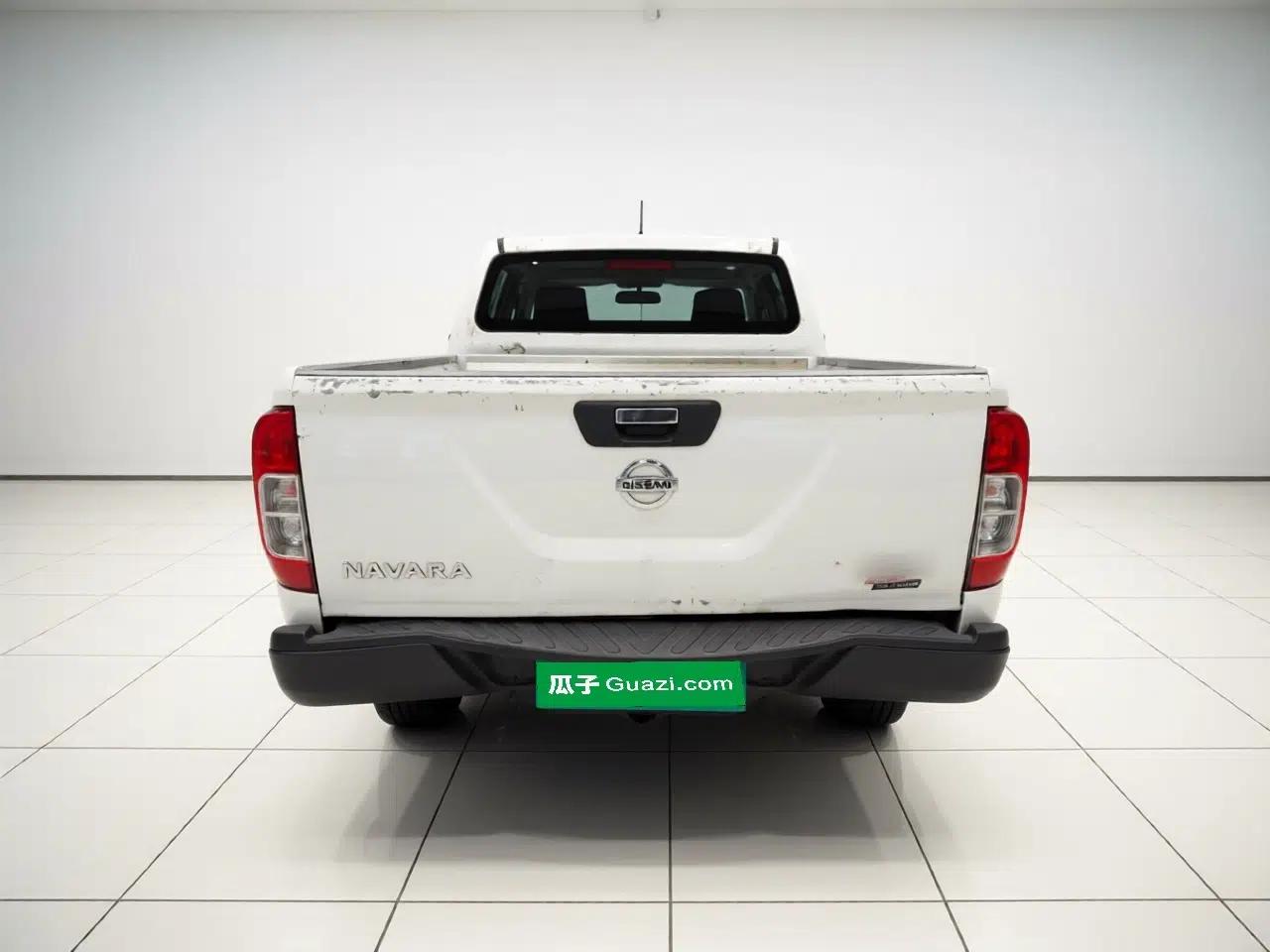 Nissan Navara 2019 2.5L Manual Two-Wheel Drive Comfort Version China VI QR25 — миниатюра 5