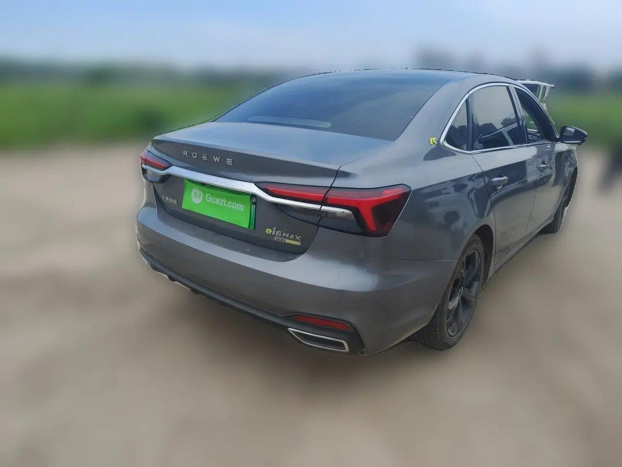 Roewe i6 MAX New Energy 2020 1.5T PHEV Cool & Stylish Skyroof Edition — миниатюра 6