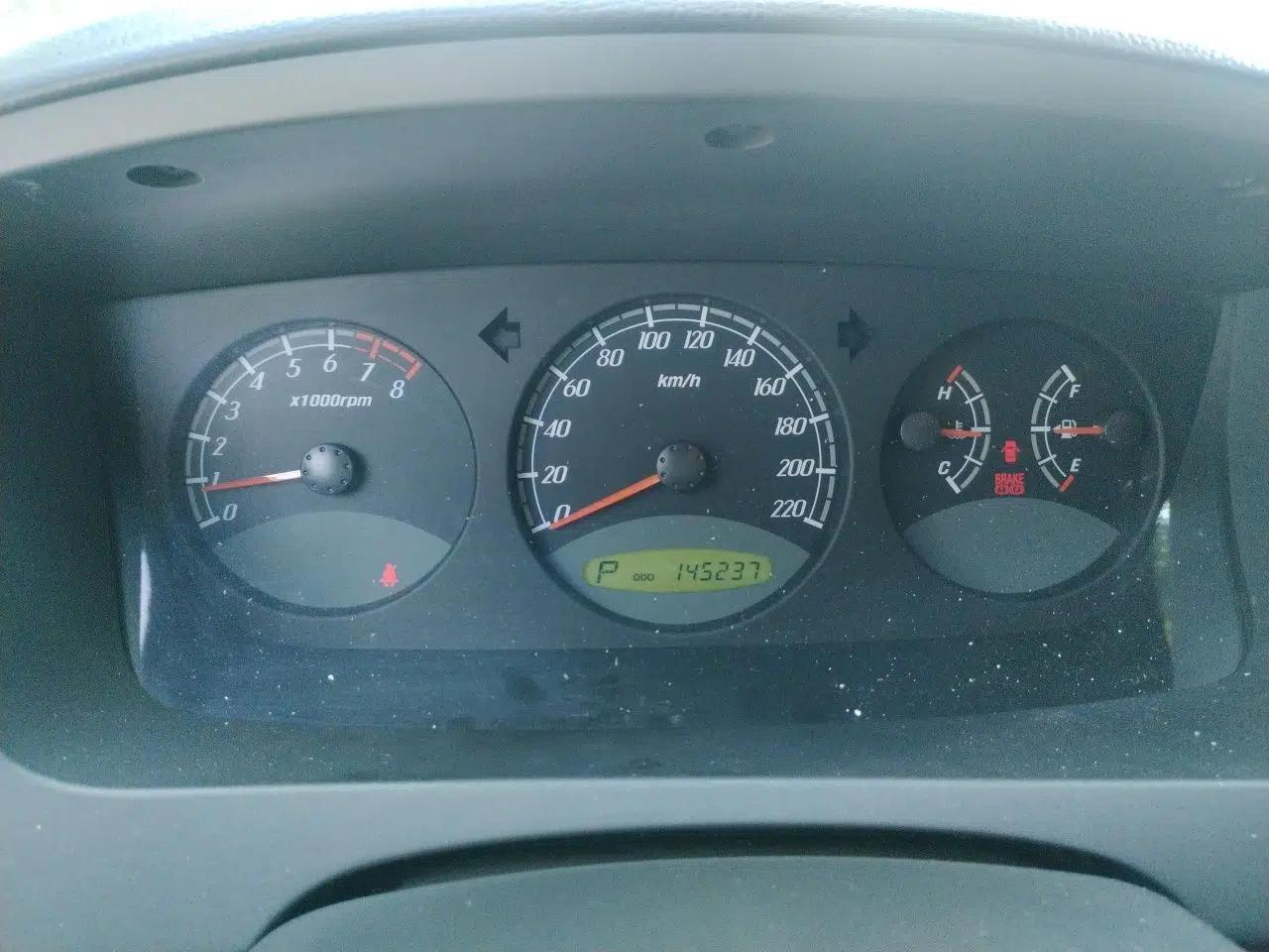 Roewe W5 2011 1.8T 4WD Automatic High-Rise Edition — миниатюра 11