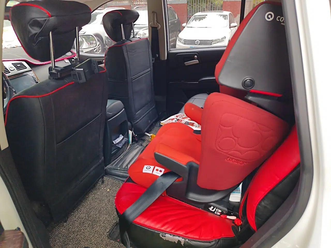 Roewe W5 2014 1.8T 2WD Automatic Tharu Special Edition — миниатюра 17