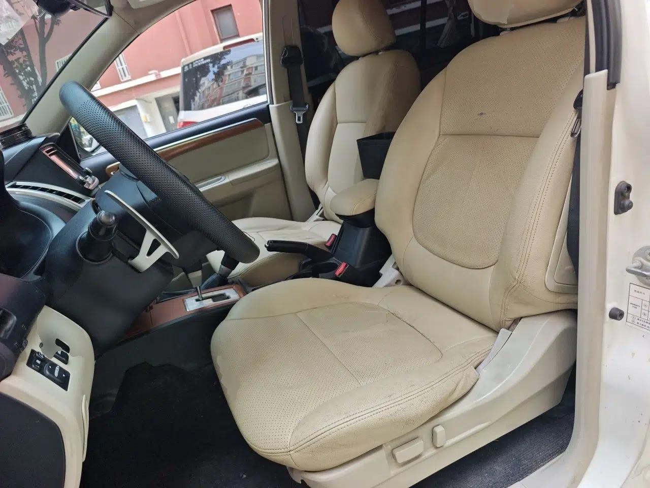 Mitsubishi Pajero Sport 2011 3.0L Luxury Navigation Edition — миниатюра 15