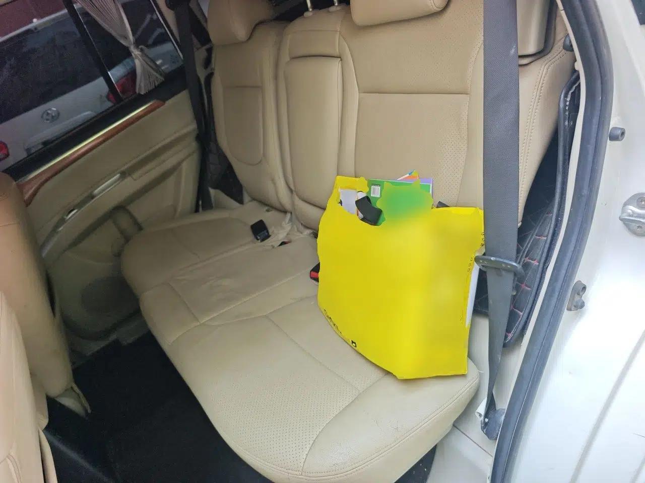 Mitsubishi Pajero Sport 2011 3.0L Luxury Navigation Edition — миниатюра 17