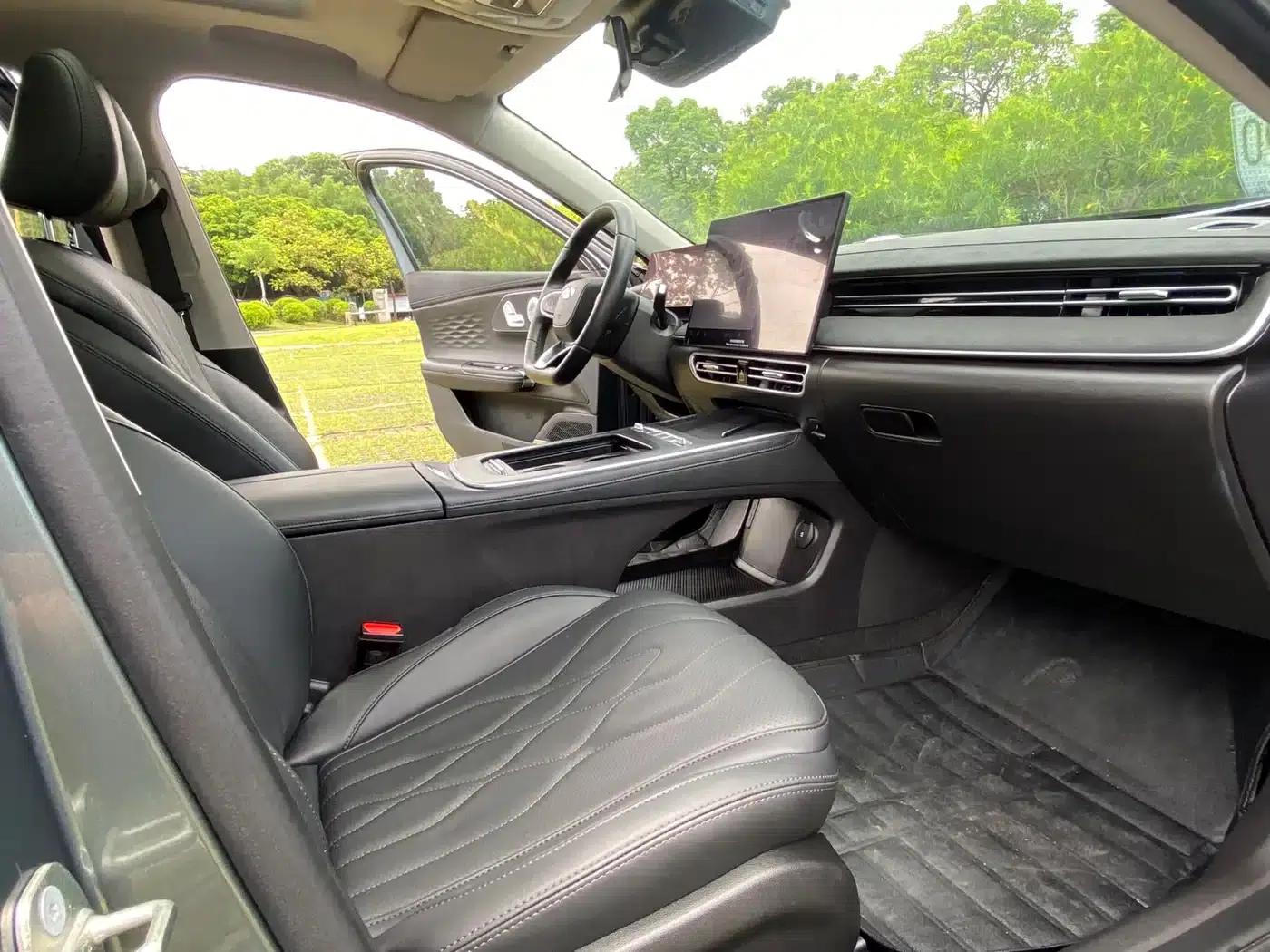 Fengyun A8L 2025 1.5TGDI 145km Luxury Edition — миниатюра 11