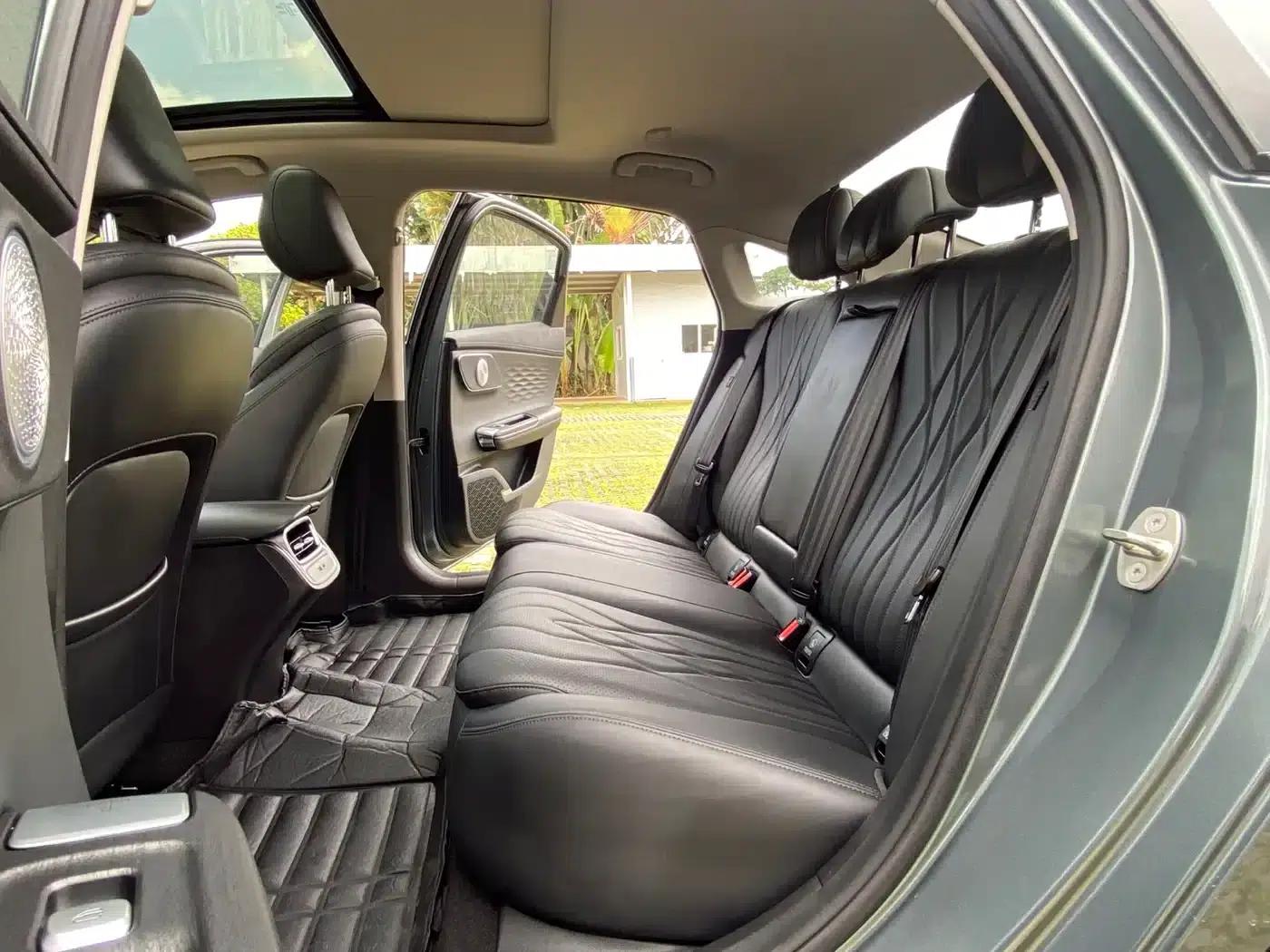 Fengyun A8L 2025 1.5TGDI 145km Luxury Edition — миниатюра 14