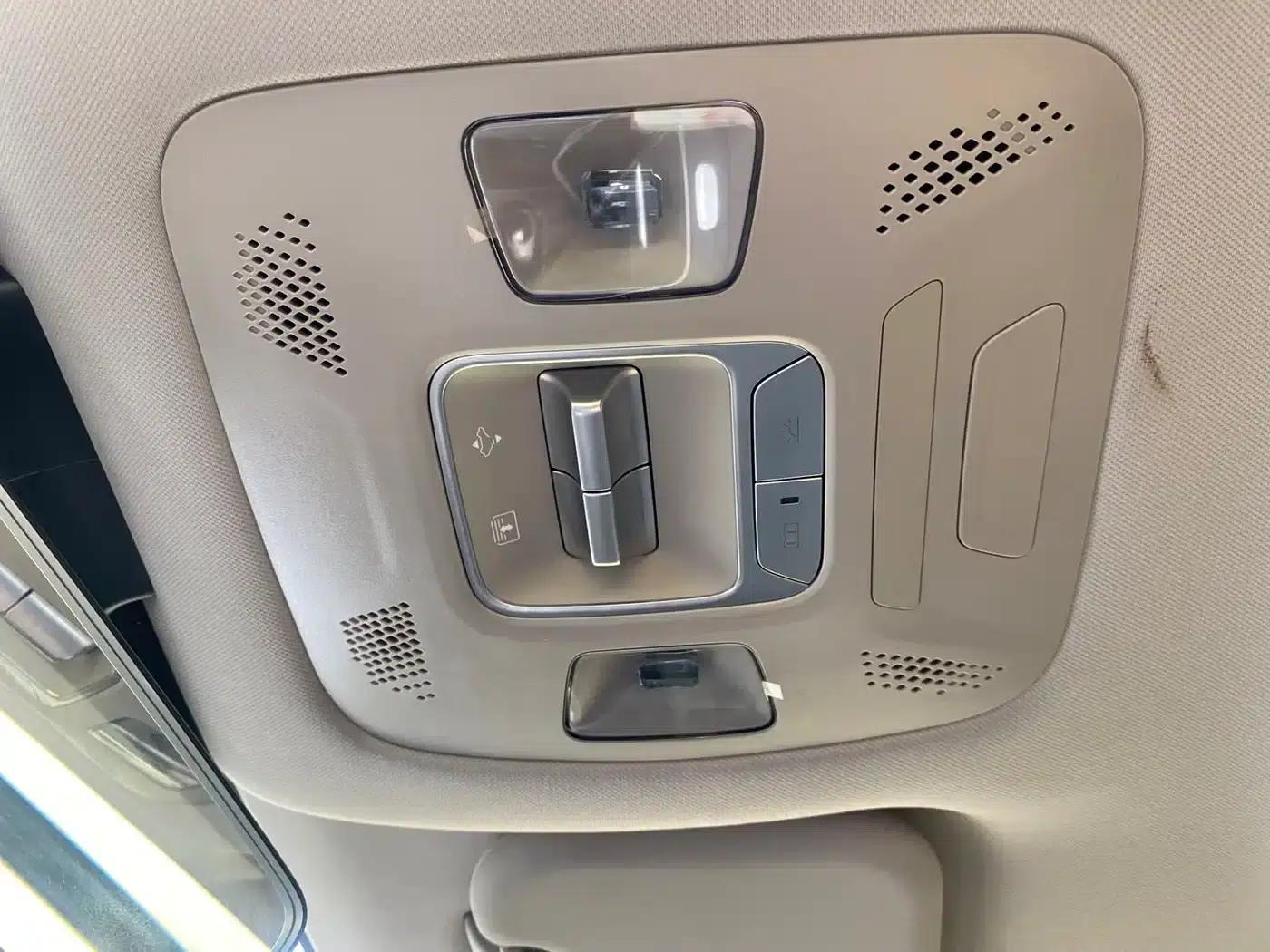 Fengyun A8L 2025 1.5TGDI 145km Luxury Edition — миниатюра 17