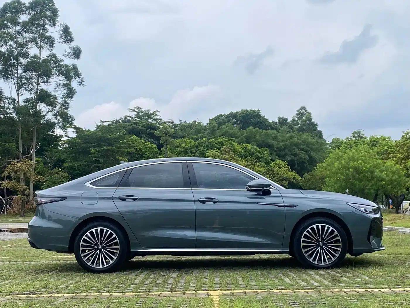 Fengyun A8L 2025 1.5TGDI 145km Luxury Edition — миниатюра 22