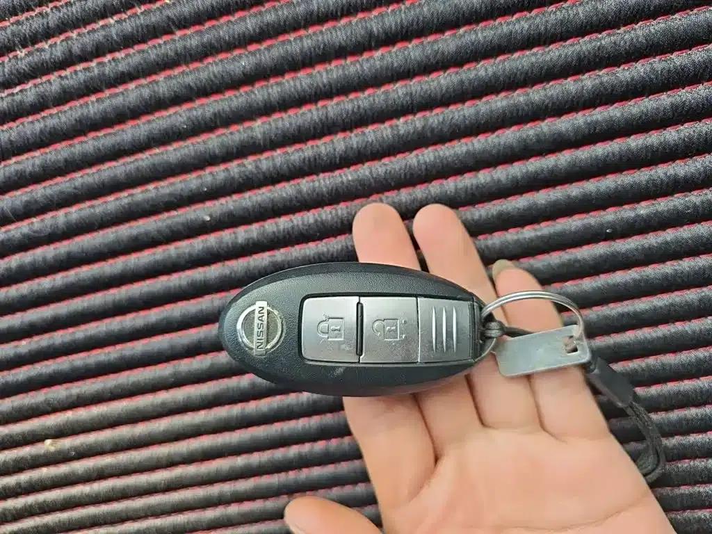 2019 Navara 2.5L Manual 2WD Comfort Model (China VI Emission Standard) QR25 — миниатюра 12