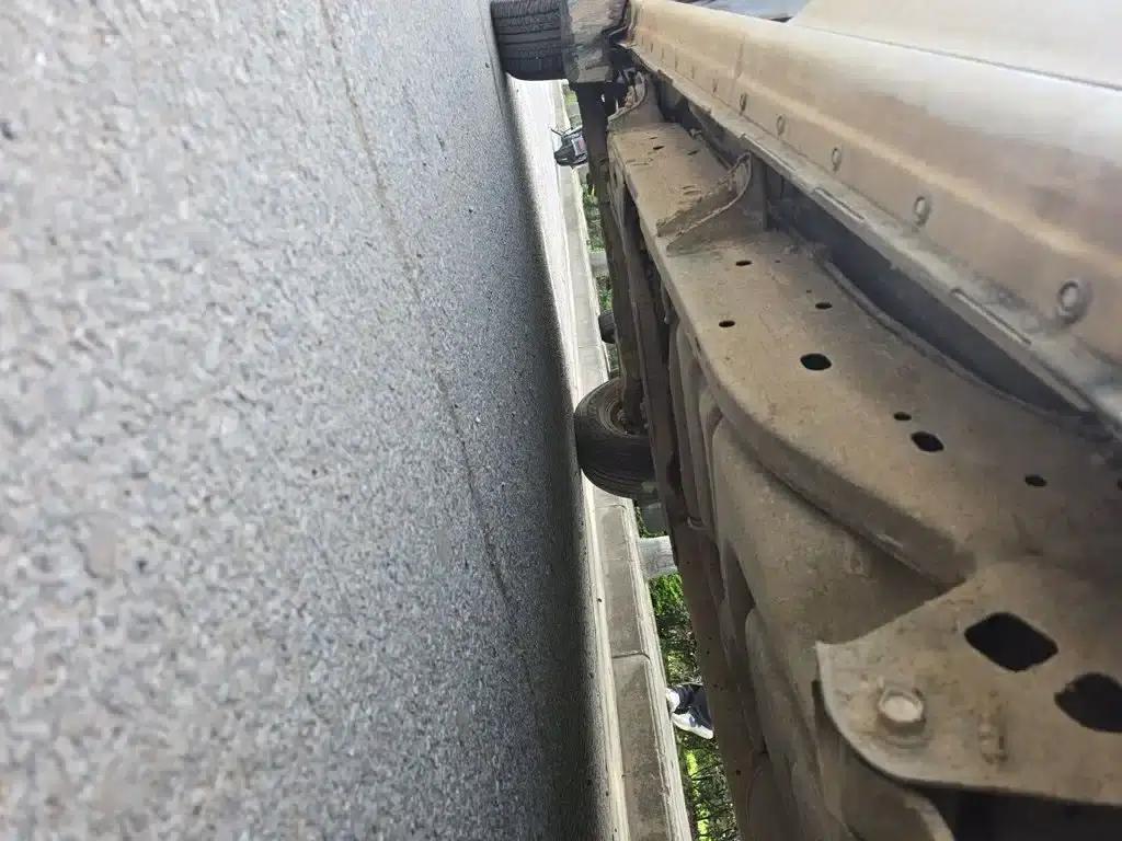 2019 Navara 2.5L Manual 2WD Comfort Model (China VI Emission Standard) QR25 — миниатюра 18