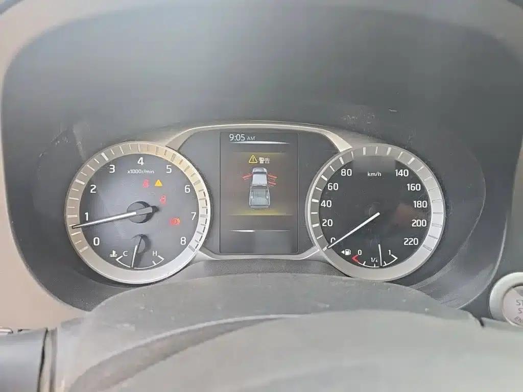 2019 Navara 2.5L Manual 2WD Comfort Model (China VI Emission Standard) QR25 — миниатюра 4