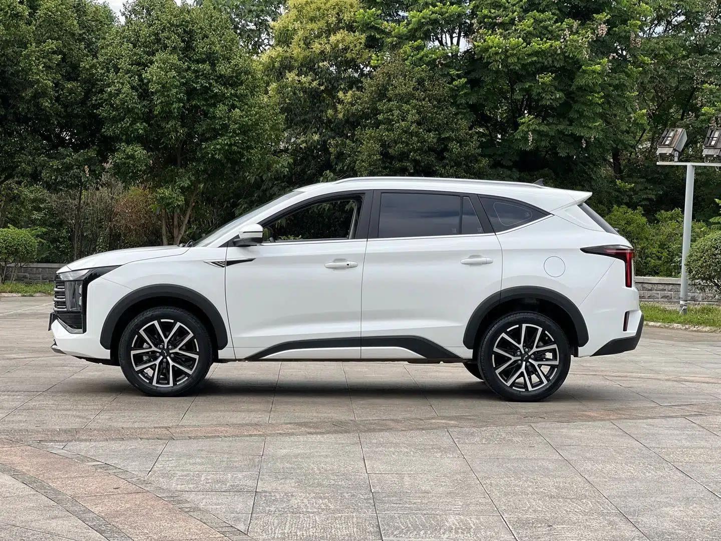 SOL X8 PLUS 2023 1.5 TGDI DCT ZhiJia Edition 5 Seats — миниатюра 14