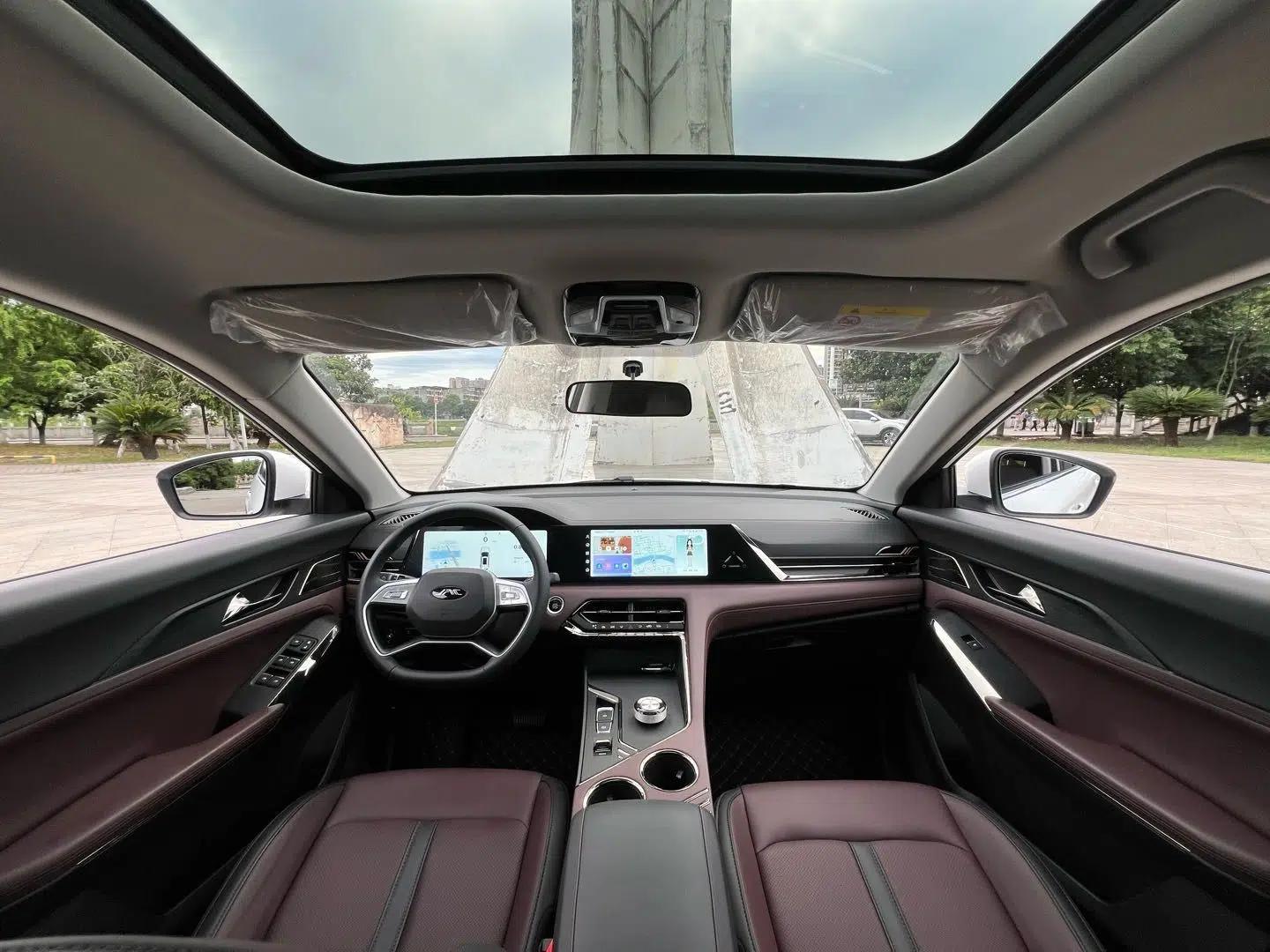 SOL X8 PLUS 2023 1.5 TGDI DCT ZhiJia Edition 5 Seats — миниатюра 19