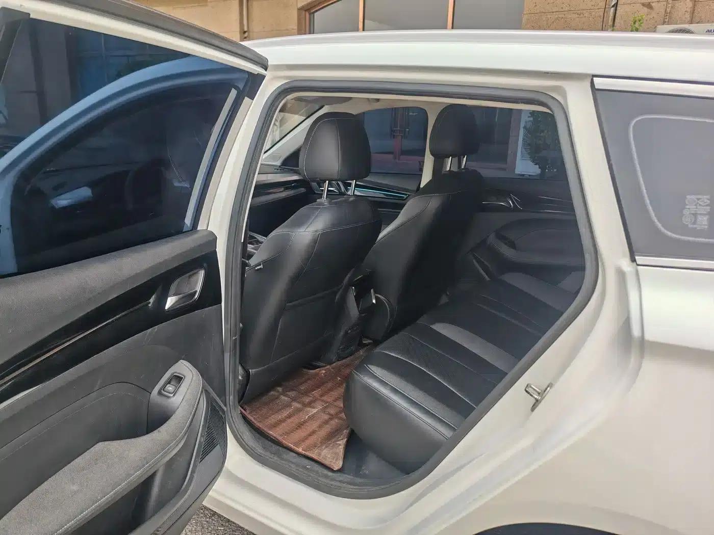 Roewe Ei5 2021 500 Admiration Edition — миниатюра 9
