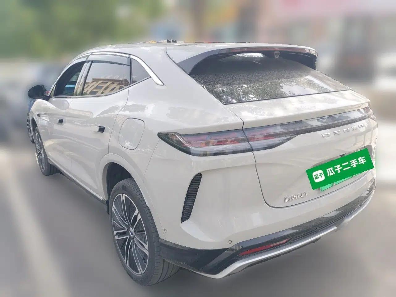 Denza N7 2024 630 All-Wheel Drive Intelligent Driving Max Edition — миниатюра 4