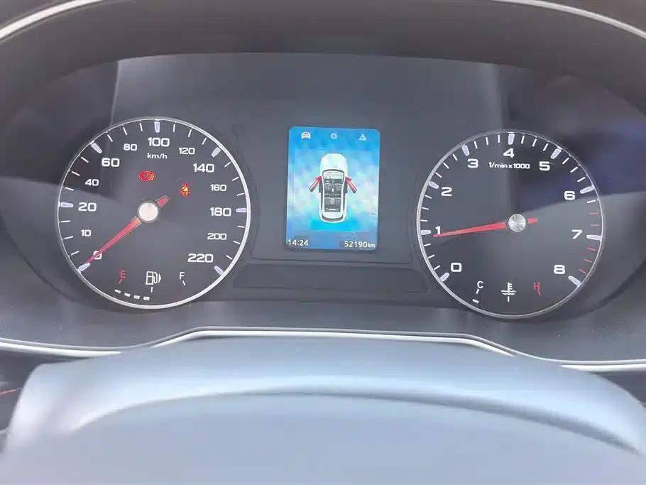 Roewe RX3 2021 PRO 1.6L Manual Flagship Edition — миниатюра 14