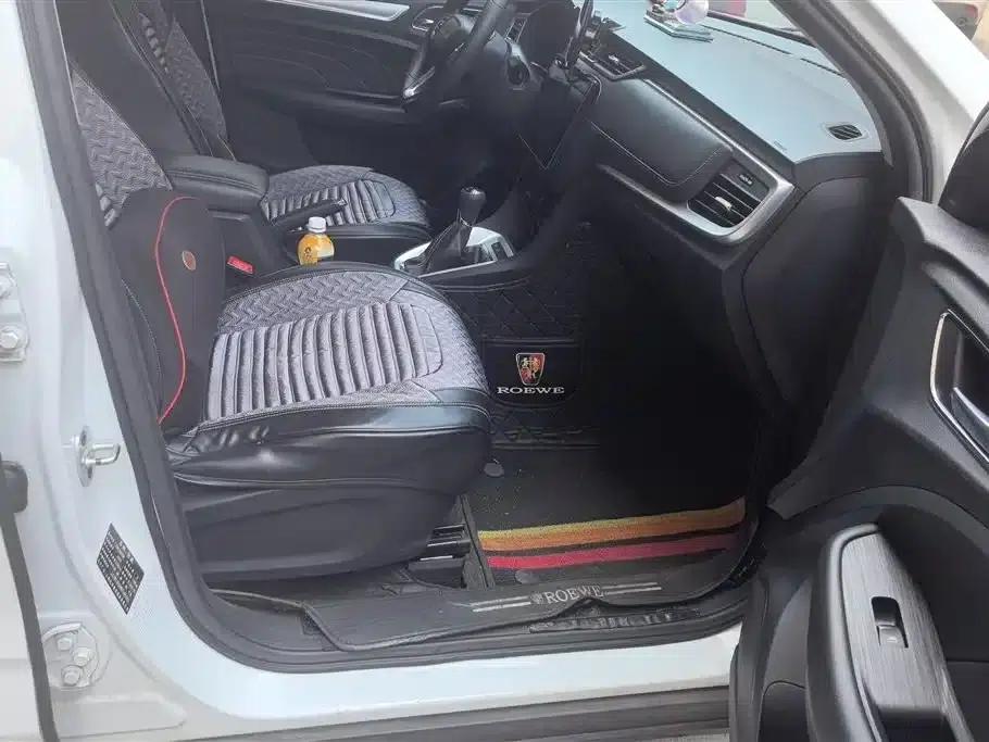 Roewe RX3 2021 PRO 1.6L Manual Flagship Edition — миниатюра 8