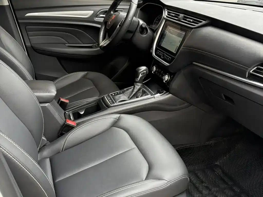 Roewe RX3 2018 1.6L CVT Internet Smart Edition — миниатюра 11