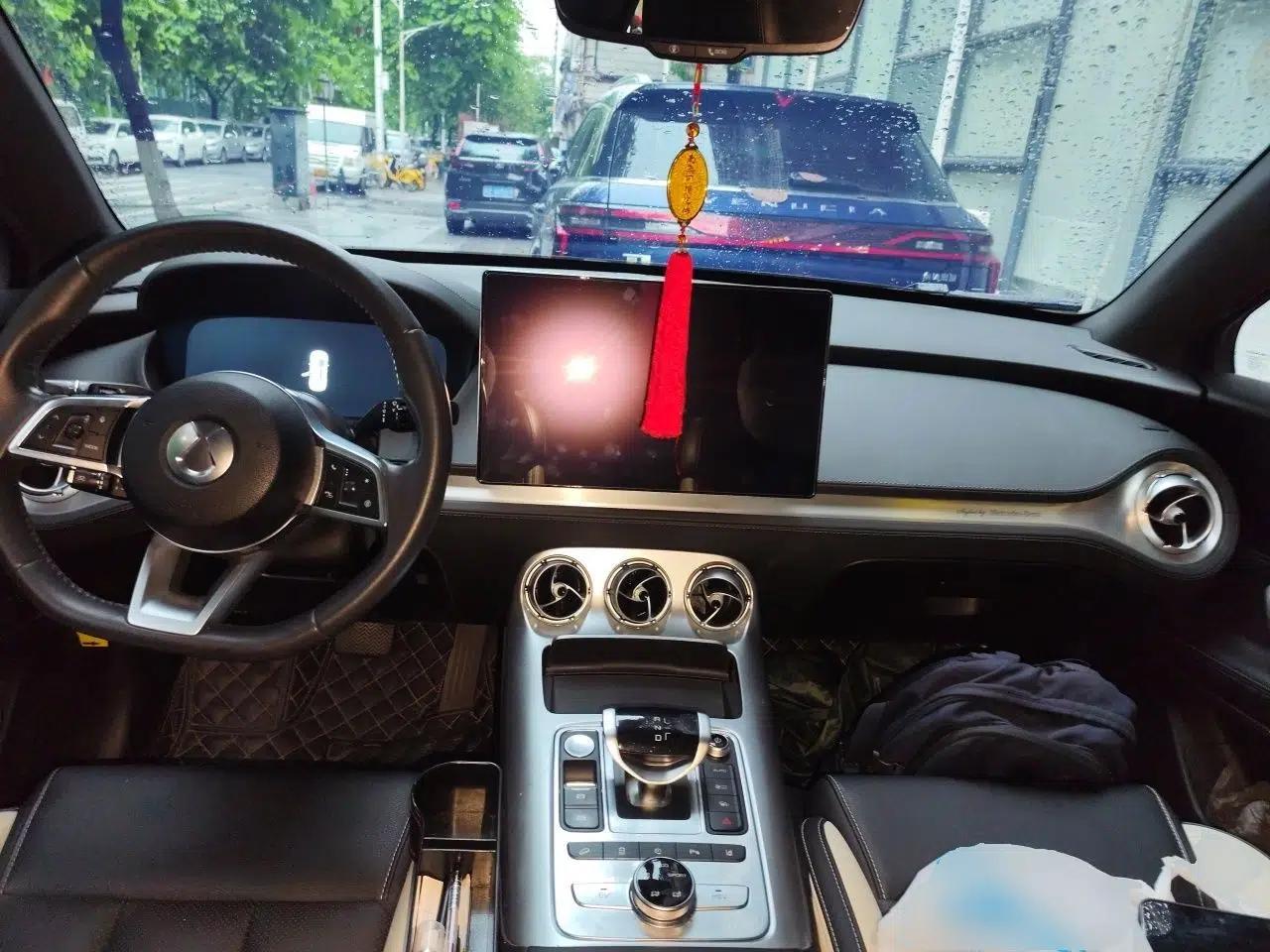 Denza X 2020 PHEV Sport Edition — миниатюра 9