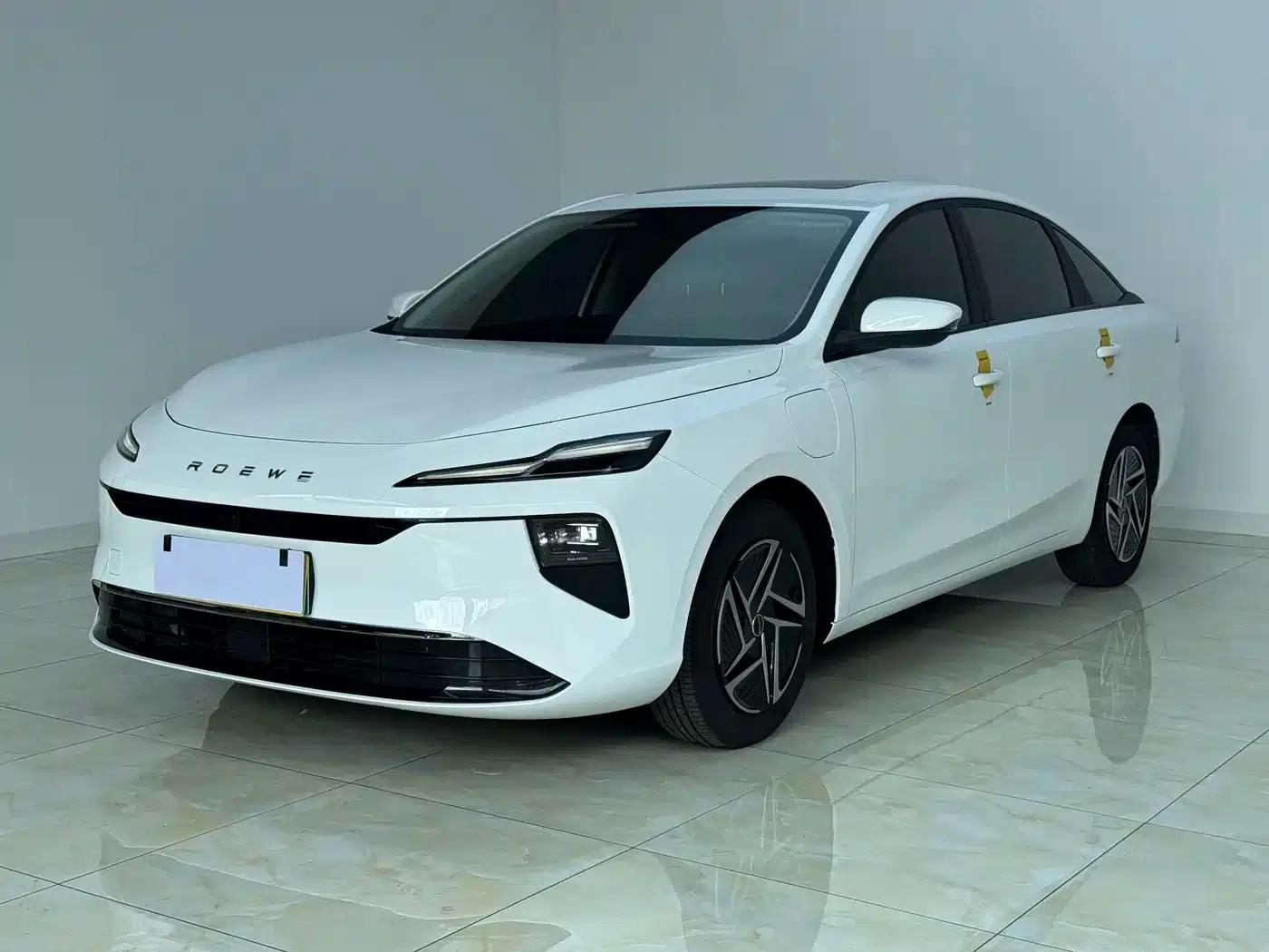 Roewe D6 2025 450km Premium Edition — миниатюра 1