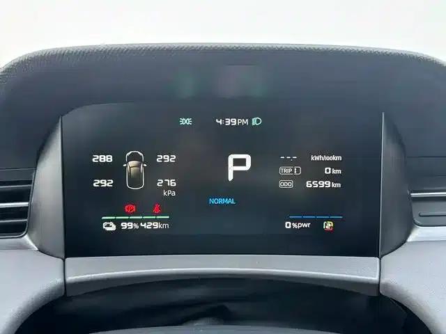 Roewe D6 2025 450km Premium Edition — миниатюра 11