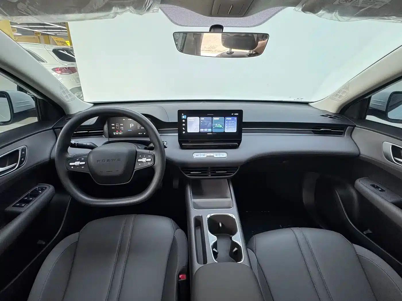Roewe D6 2025 450km Premium Edition — миниатюра 4