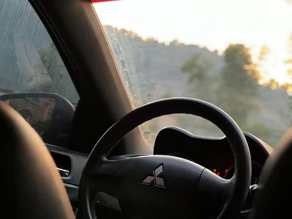 Lancer EX 2012 Luxury Edition 1.8L Manual — миниатюра 8