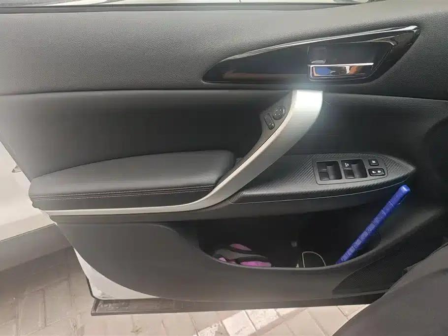 Eclipse Cross 2019 1.5T CVT 2WD Dream Edition (China VI Emission Standard) — миниатюра 7