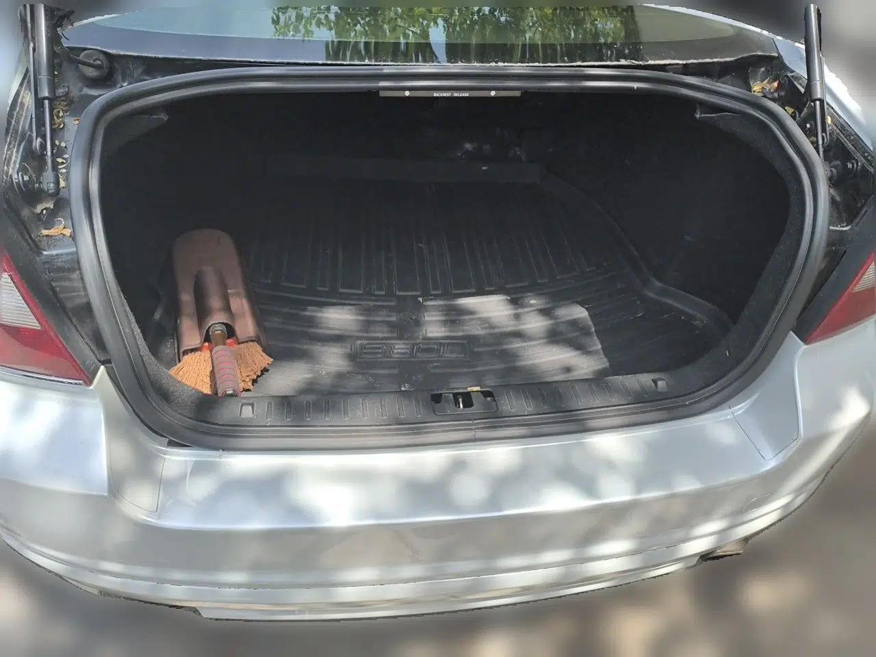 Volvo S80L 2012 2.0T T5 Luxury Edition — миниатюра 19