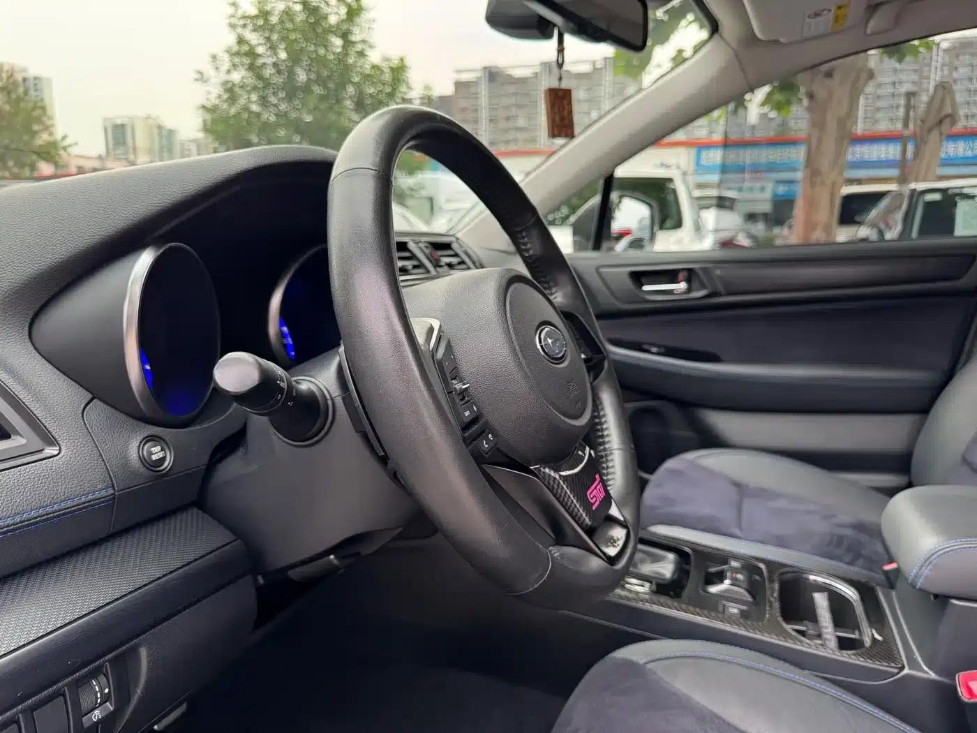 Legacy 2020 Facelift 2.5i Glory Limited Edition EyeSight — миниатюра 11