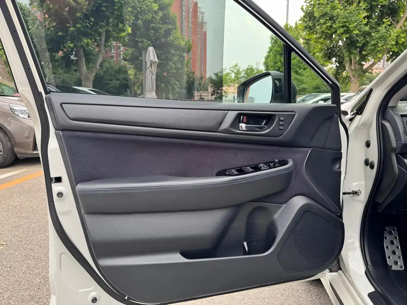 Legacy 2020 Facelift 2.5i Glory Limited Edition EyeSight — миниатюра 12