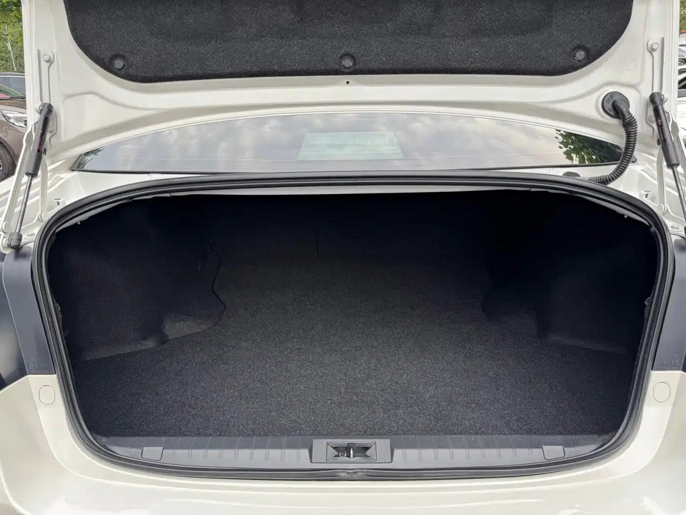 Legacy 2020 Facelift 2.5i Glory Limited Edition EyeSight — миниатюра 13