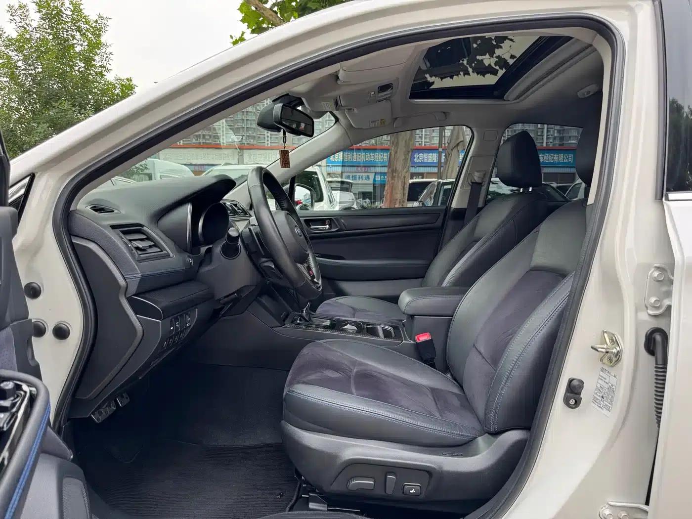 Legacy 2020 Facelift 2.5i Glory Limited Edition EyeSight — миниатюра 5